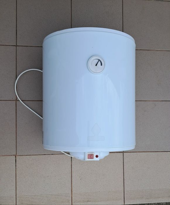 Bojler 50l elektryczny