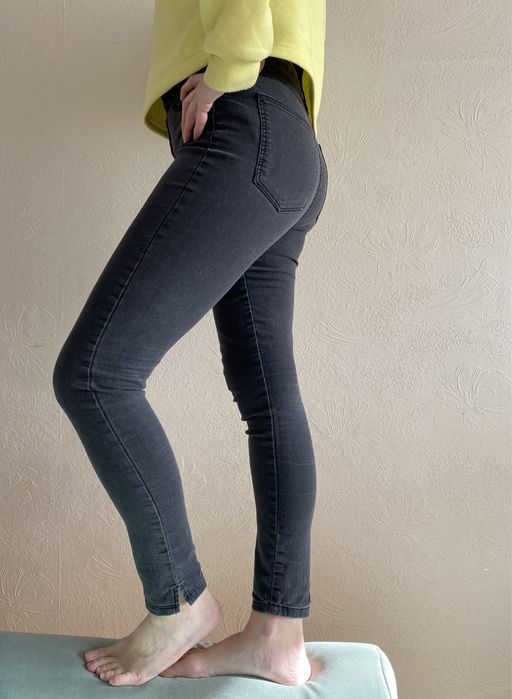 Sinsay S 36 jeansy czarne skinny mid waist