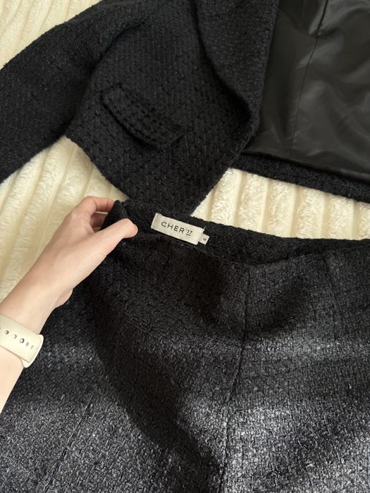 Твідовий костюм  Cher 17