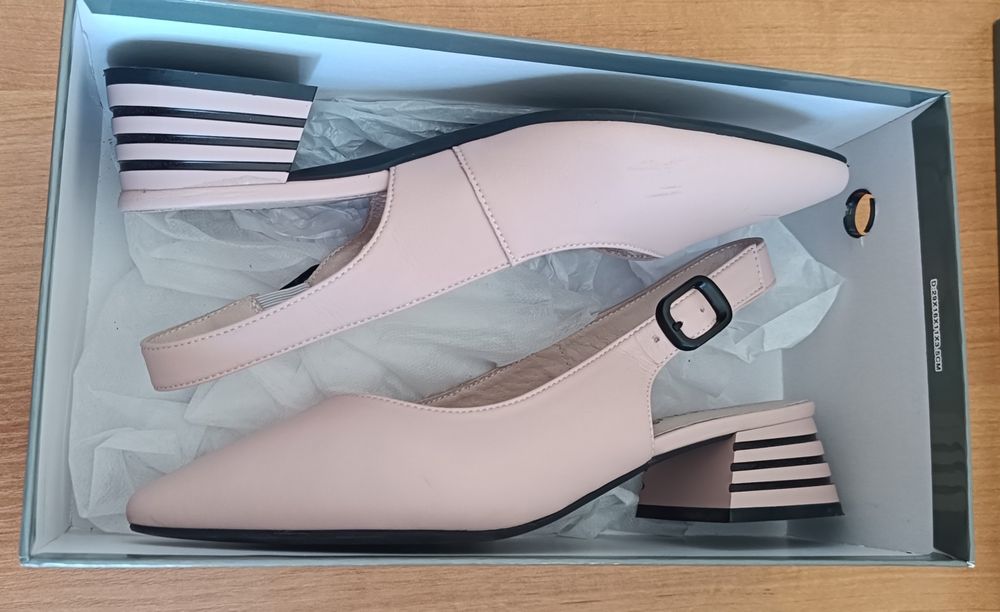 Buty Venezia r 37 pudrowy róż