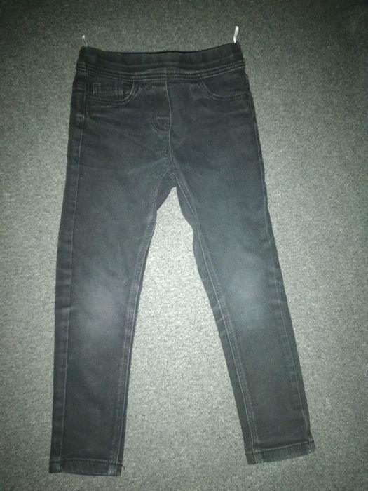 Нові фірмові джинси 110р