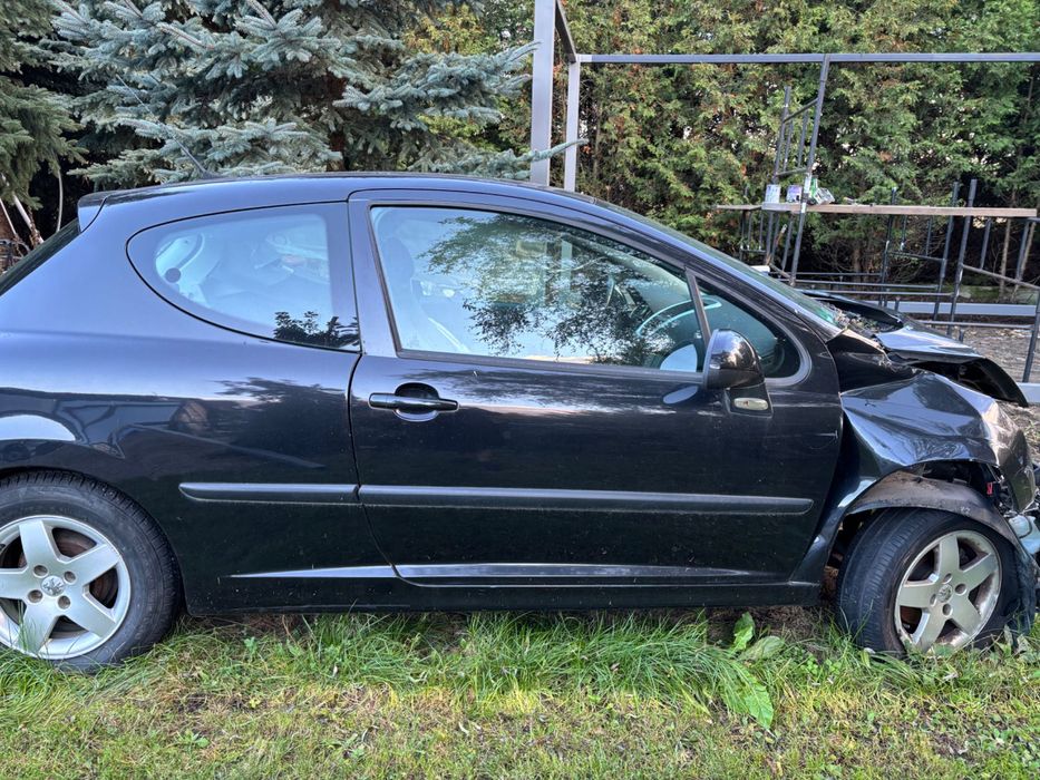 Peugeot 207 na części