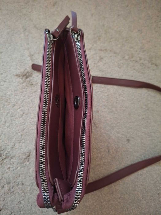 Mała Bordowa torebka
