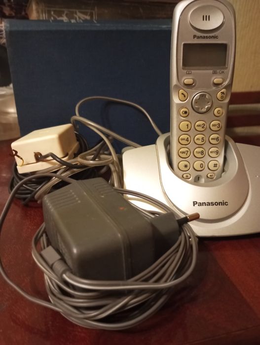 Продаю кнопочный телефон