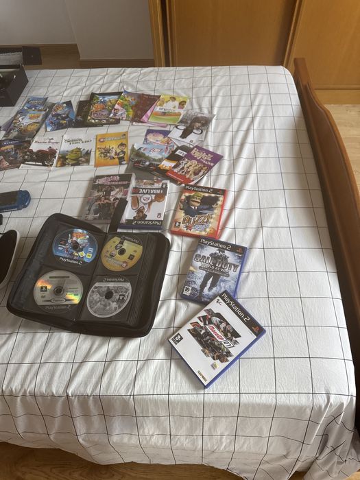 PSP 4 + PSP2 + PSP PORTATIL + todos os extras