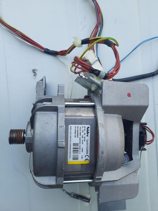 Silnik do pralki Whirlpool ładowanej od góry