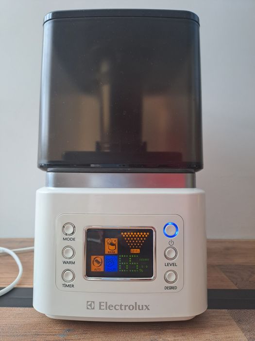 Зволожувач повітря Electrolux EHU-3515D