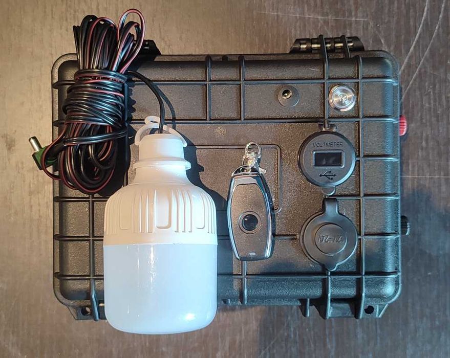 Powerbox 50Ah z lampką na pilota .