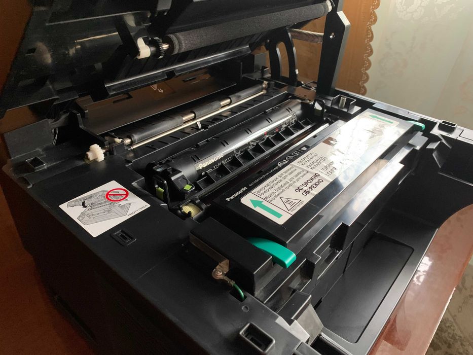 Багатофункціональний принтер Panasonic kx-mb20201