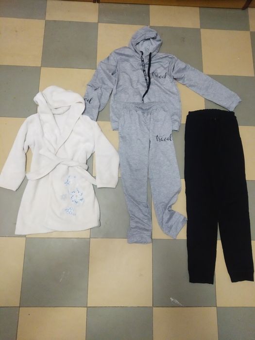 Спортивный костюм 42рр