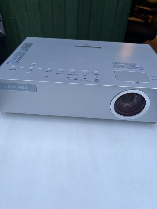Prpjektor LCD Panasonik