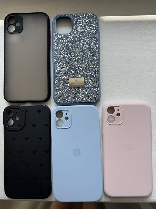 Чохли на iPhone 11