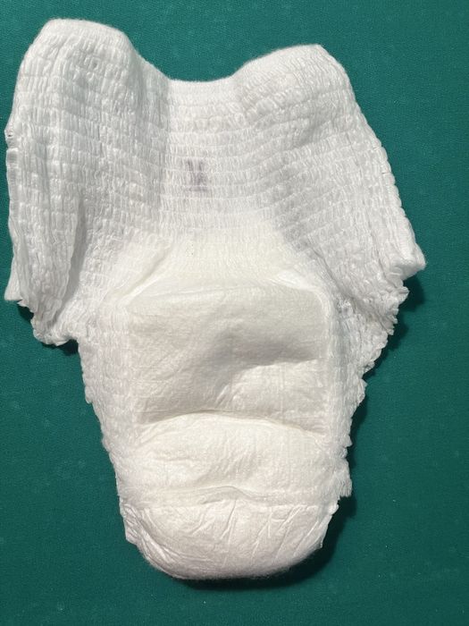 Памперси трусики М 4 шт