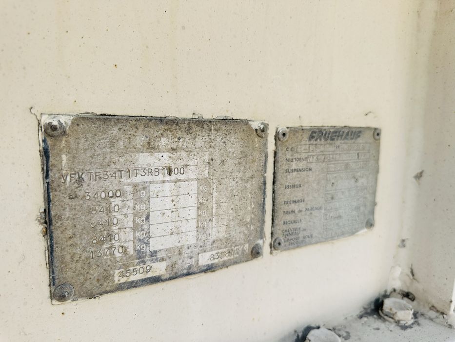 Бочка fruehauf 9 секцій ADR