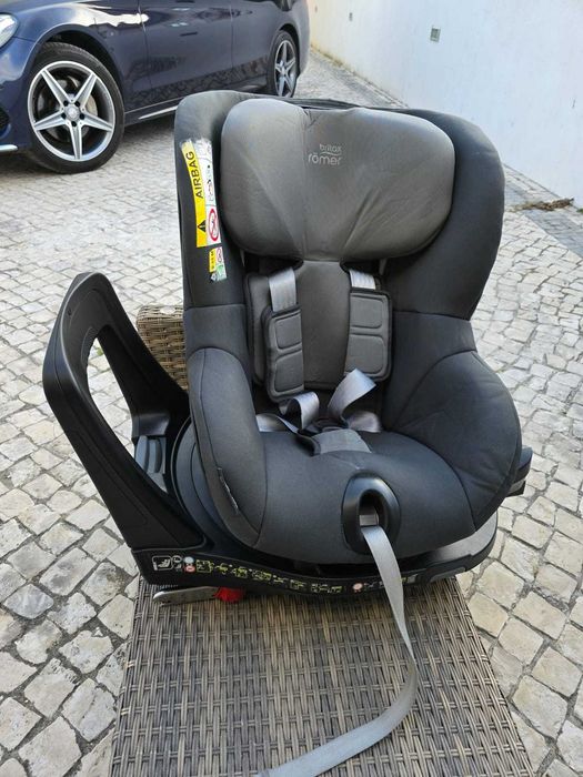 britax romer dualfix M i size