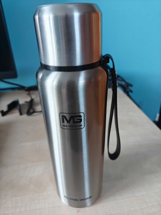Termos ze stali nierdzewnej MG 1 l/1000 ml