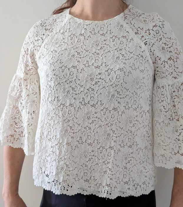 Blusa branca em renda da Zara