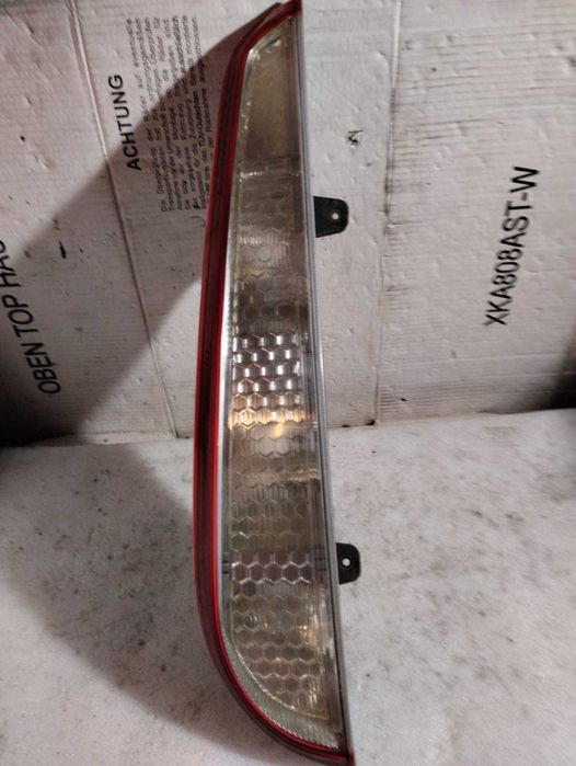Lampa tylna Ford Focus MK2 lift kombi