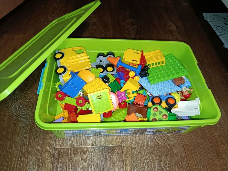 Конструктор lego duplo unico вантажівка потяг бджілка