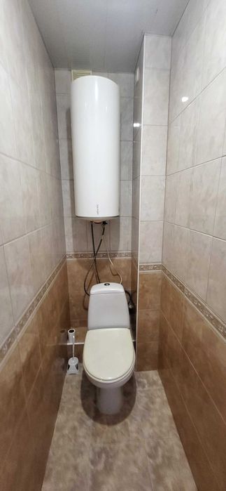 Продаж 3-х к.кв. вул. Новгородська, буд. 5, поруч 5-та дитяча лікарня.