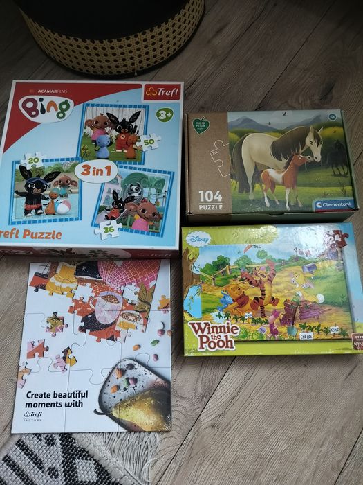 Zestaw puzzli ze zdjęcia
