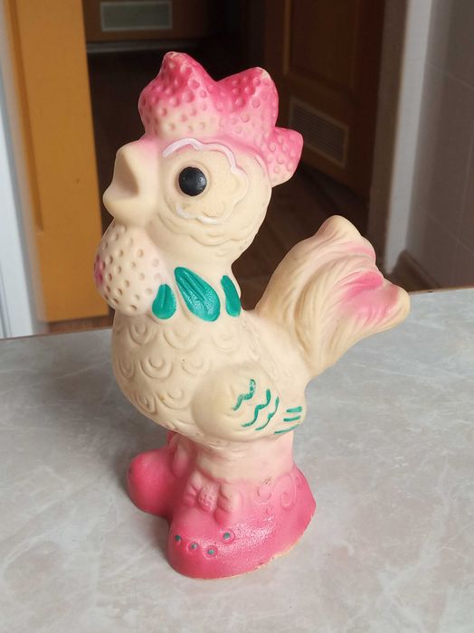 Советские игрушки резиновые пищалки: петушок, обезьянка