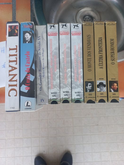 9x cassetes vhs , segunda guerra mundial , titanic ,original