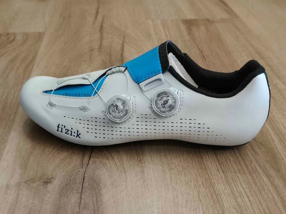 Sapatos de estrada Fizik Infinito R1 Carbon Team Movistar "Novos"
