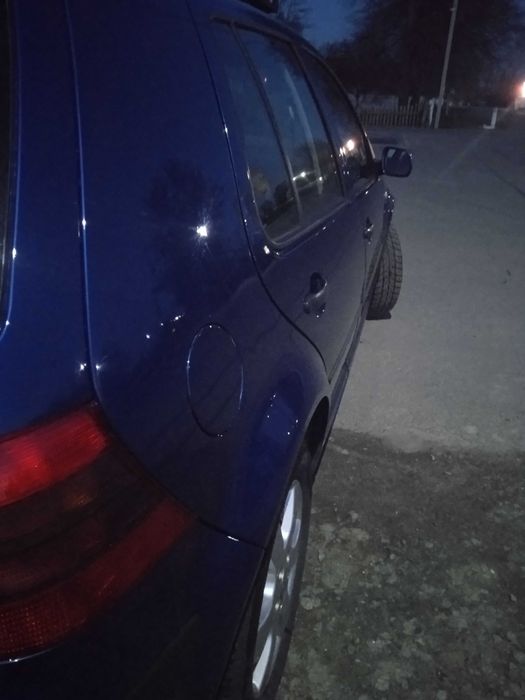 Продам Фольксваген гольф 4.