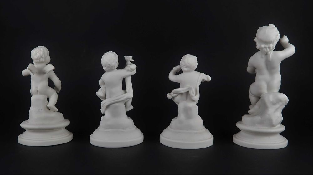 Esculturas / Figuras em Barro Parian - Fábrica de Sacavém, cada