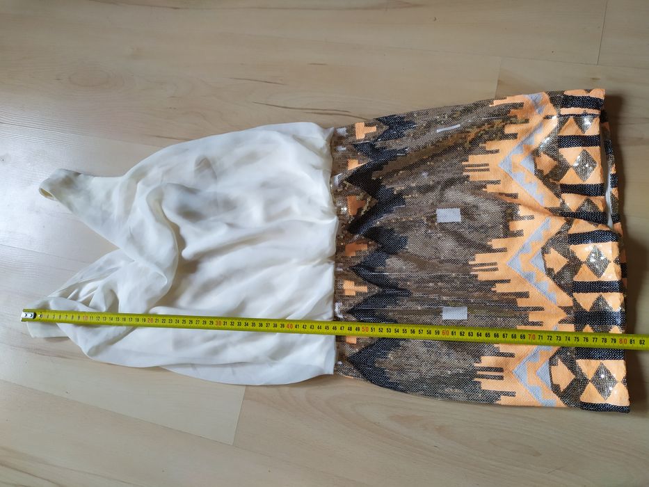 Mini sukienka z cekinami. Hit! M. Cekiny impreza sylwester