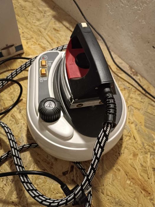 Generator pary / parownica (żelazko) LauraStar PRO