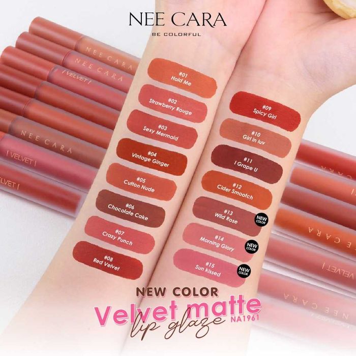 Lipsticks (#11 and #12) | €3 each, all for €564398360136067122