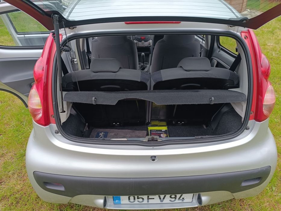 Peugeot 107 1.0 como NOVO