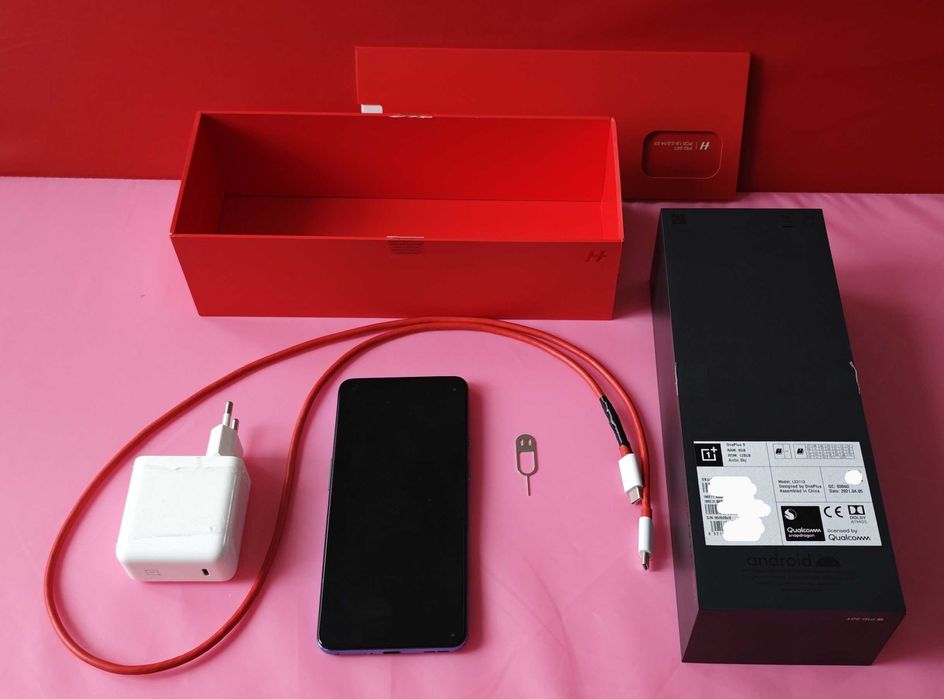 Smartfon OnePlus 9   LE2113   8/128GB