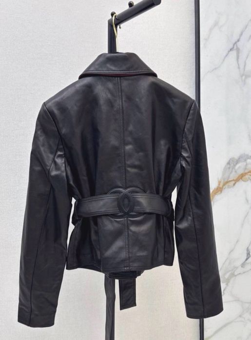 Курточка куртка Chanel