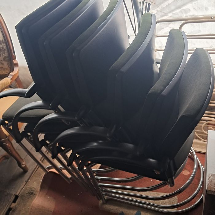 Krzesła konferencyjne , kąplet 6 sztuk