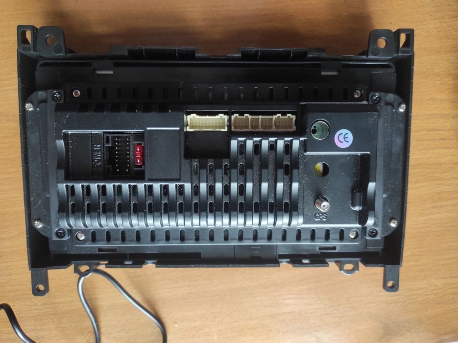 Штатна автомагнітола'для Mercedes/Benz/Sprinter/ Android 13