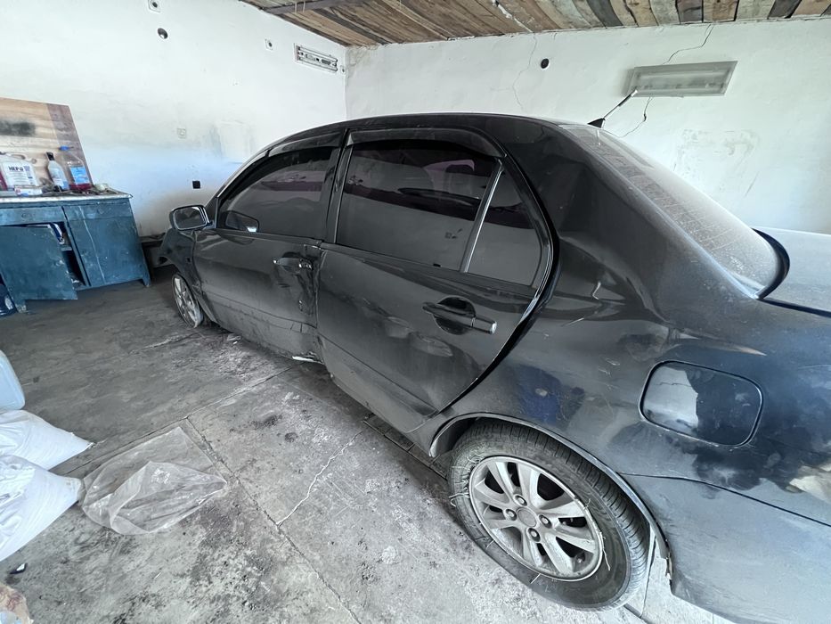 Продам после аварии Lancer 9 1.6 бенз/газ