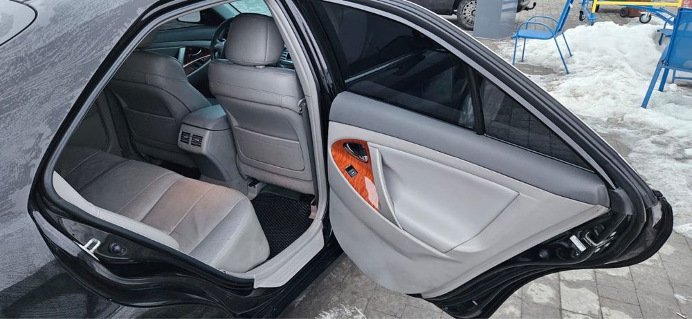 Toyota Camry XLE 2011