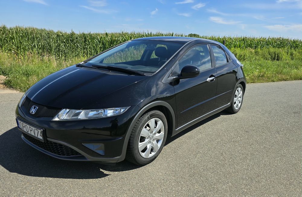 Honda Civic VIII UFO