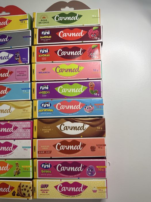 Batons Carmed - varios sabores disponiveis