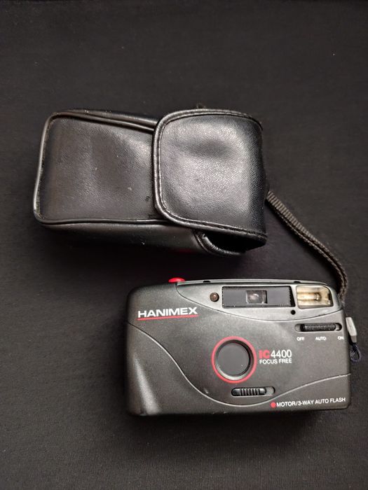 Analogowy aparat fotograficzny