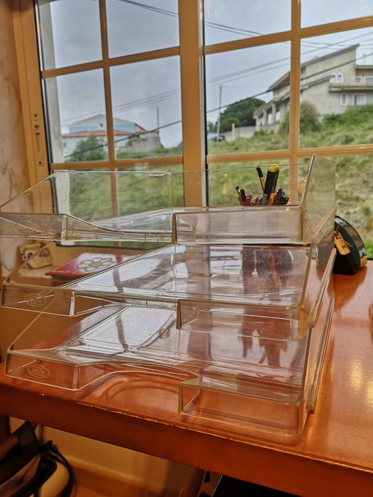 Tabuleiros porta documentos transparentes