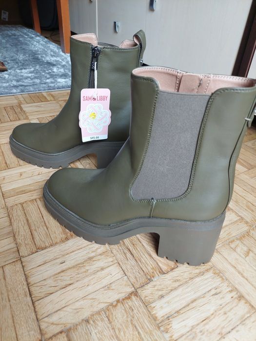 Nowe Oliwkowe botki z metką marki Sam & Libby roz. 41