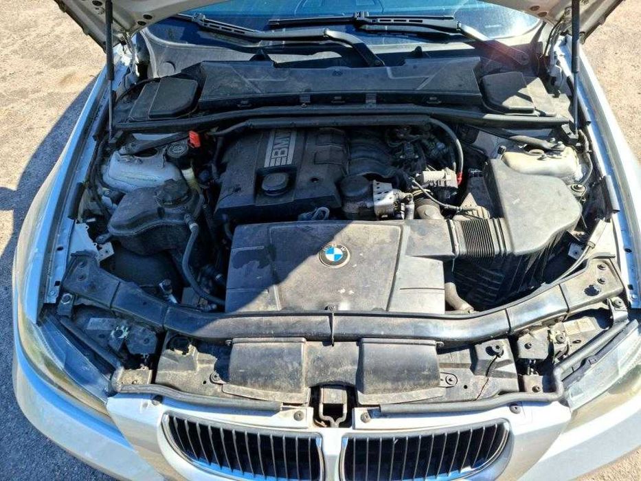 автомобіль BMW e90