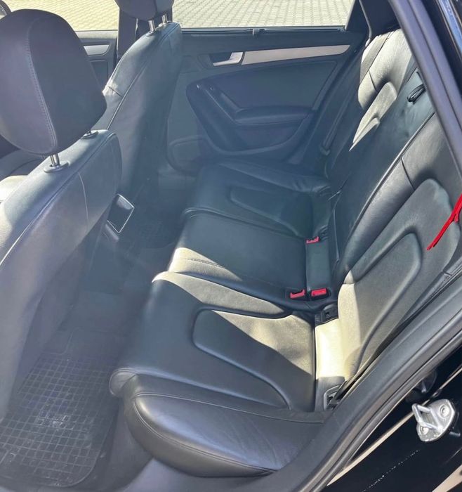 Audi A4 b8 2.0tdi 220 koni