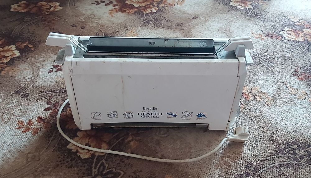 Opiekacz duzy toster z rusztem breville