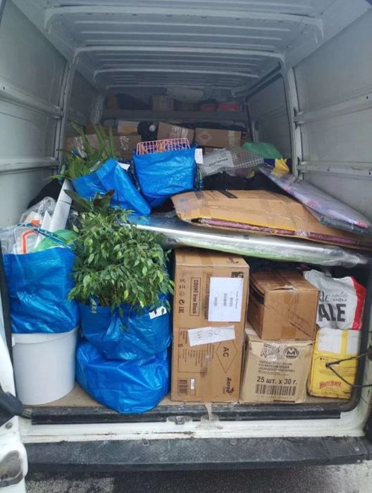 Вантажні перевезення , Вантажне таксі , Вивіз будівельного сміття