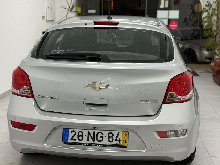 Chevrolet Cruze 1.6 LT